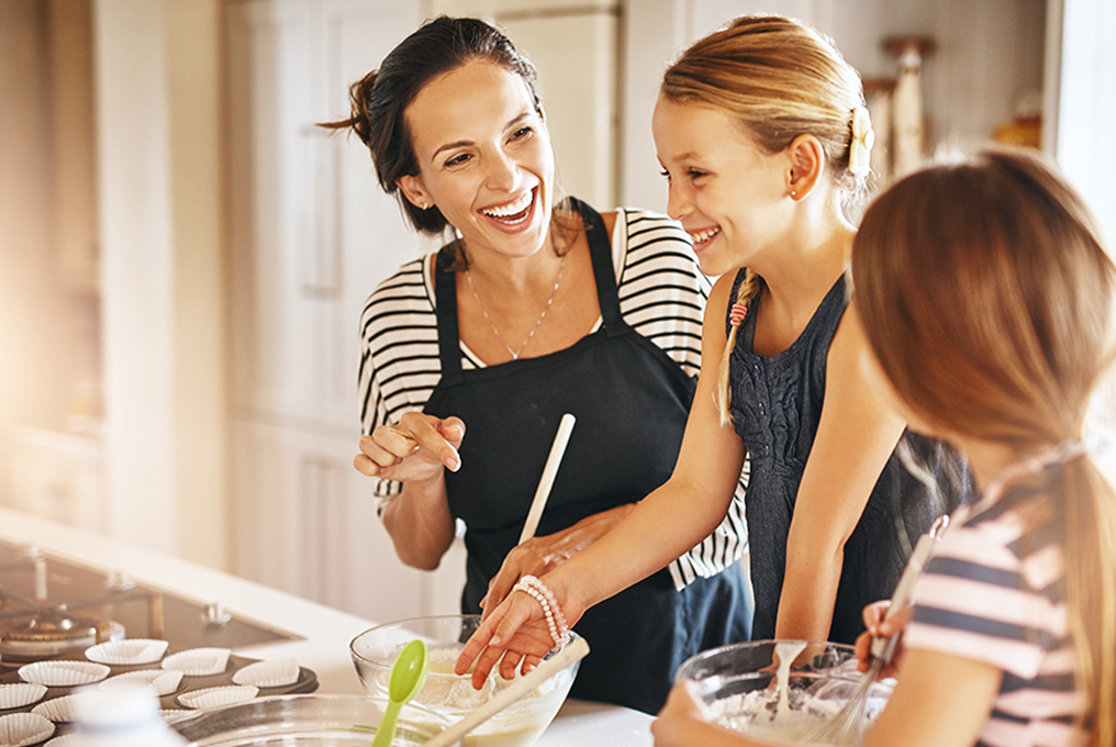 Low-Carb-Backen-Mutter-mit-Kind
