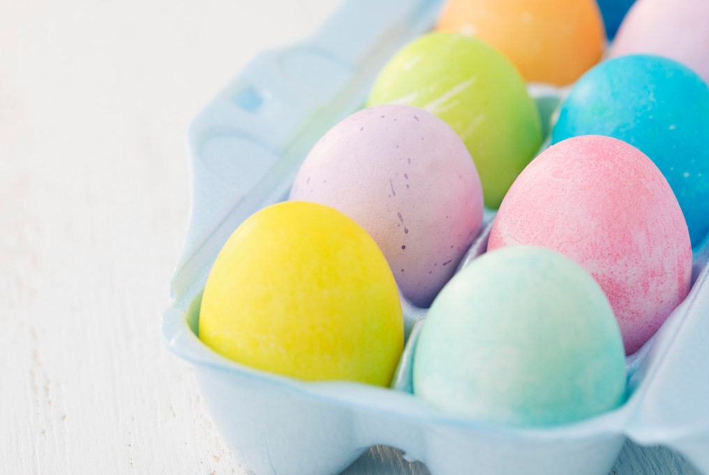 uova biologiche per tingere per Pasqua