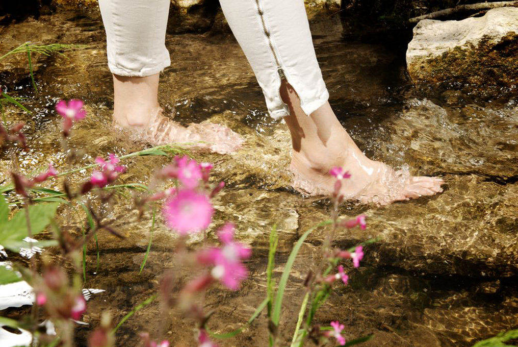 Barfussweg in Rebeuvelier, Jura