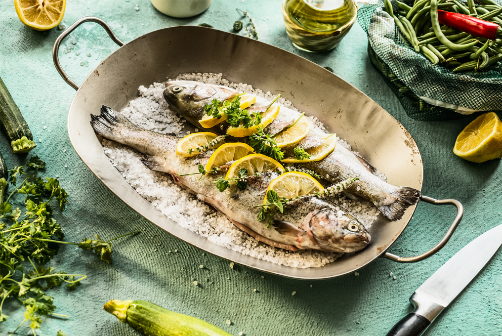 Fisch schön appetitlich serviert.