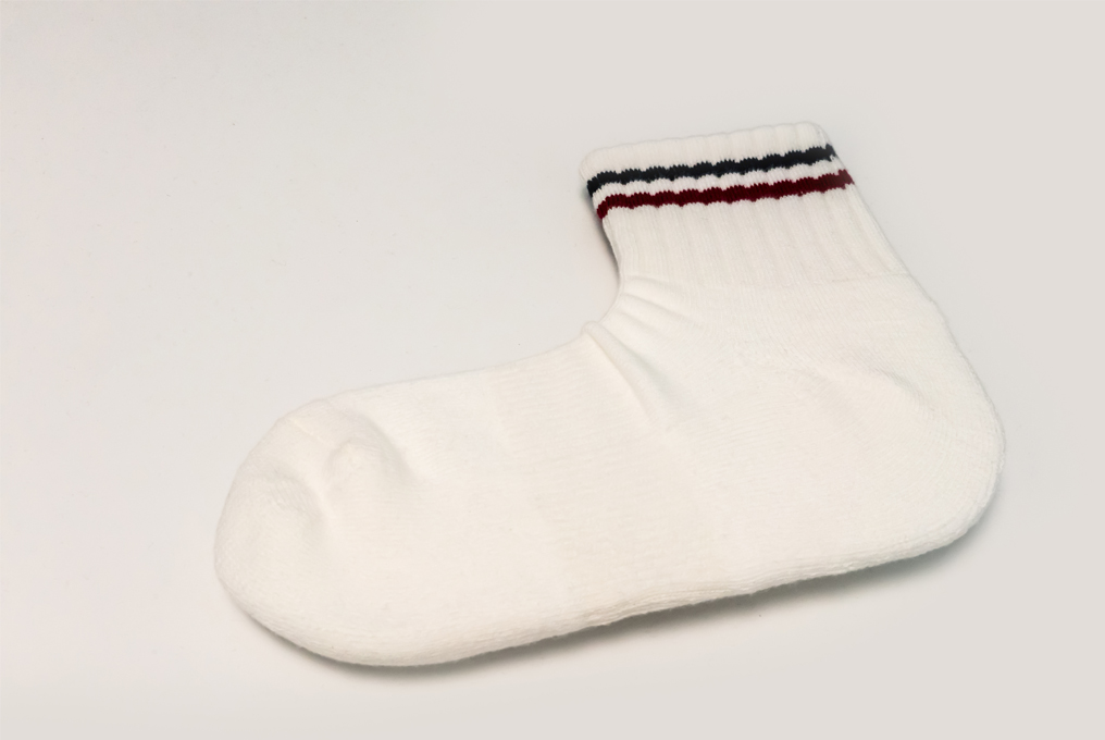une chaussette blanche