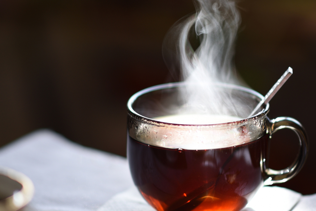 Dampfender Tee