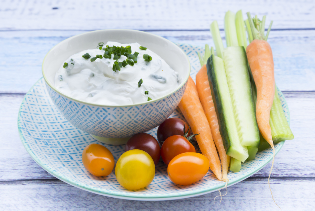 Dip au séré avec bâtonnets de légumes