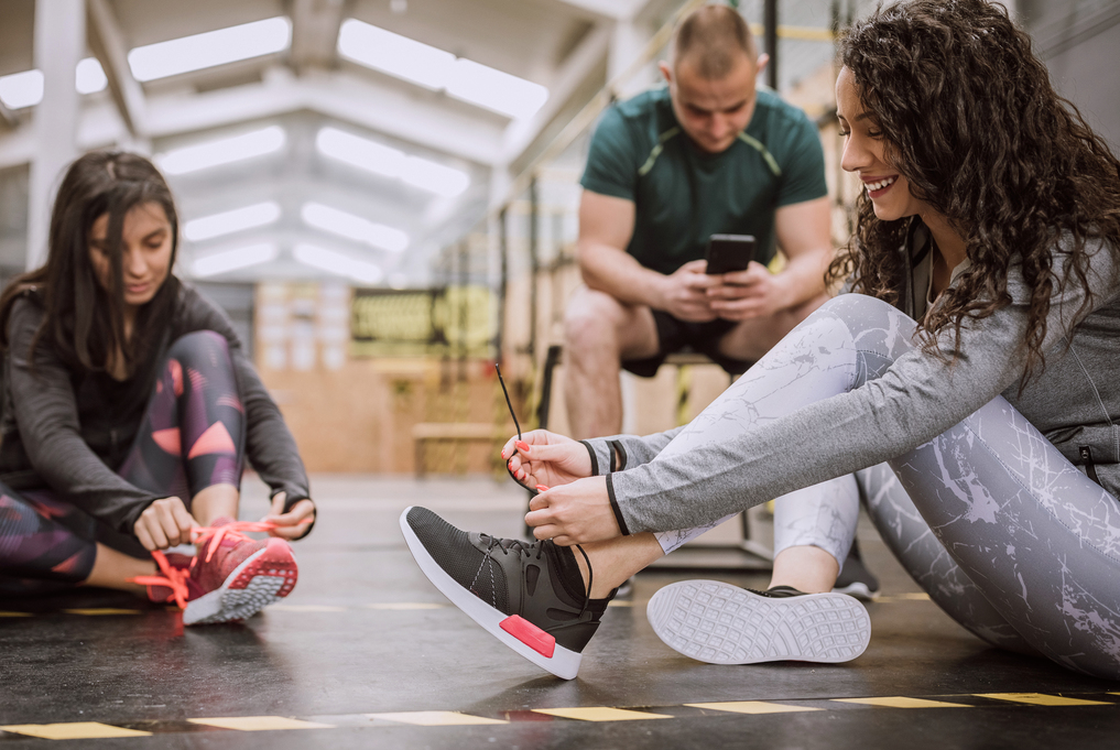 Donne in tenuta sportiva
