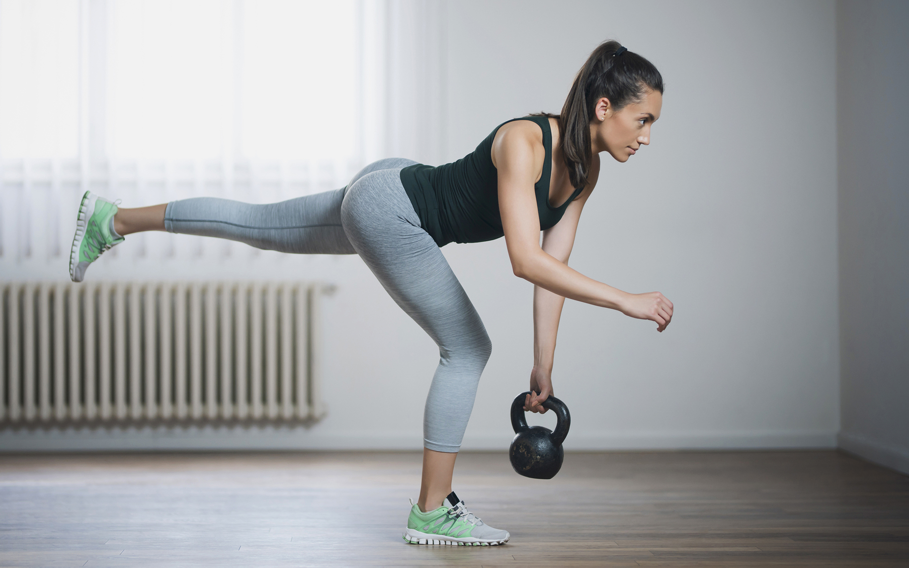 Treni donna con Kettlebell