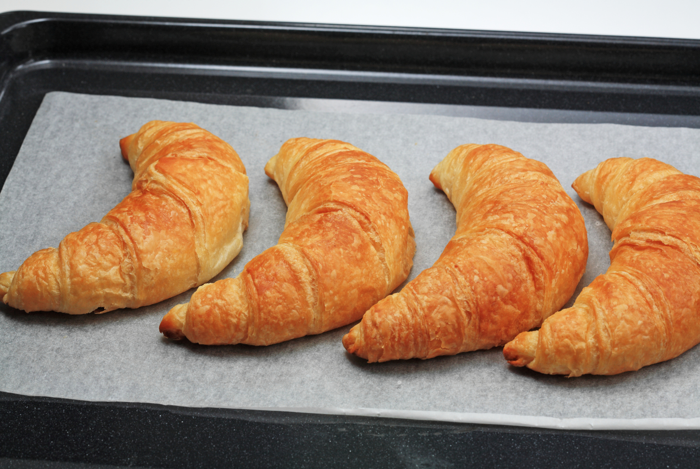 Croissants sur tôle