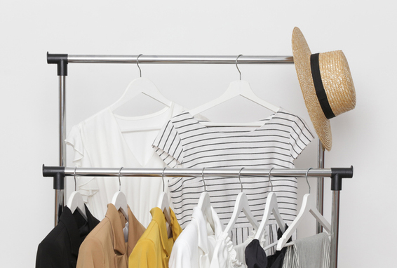 Capsule Wardrobe: Minimalismus im Kleiderschrank