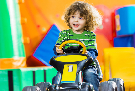 Terrain de jeux intérieur