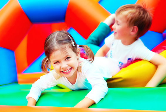 Terrain de jeux intérieur