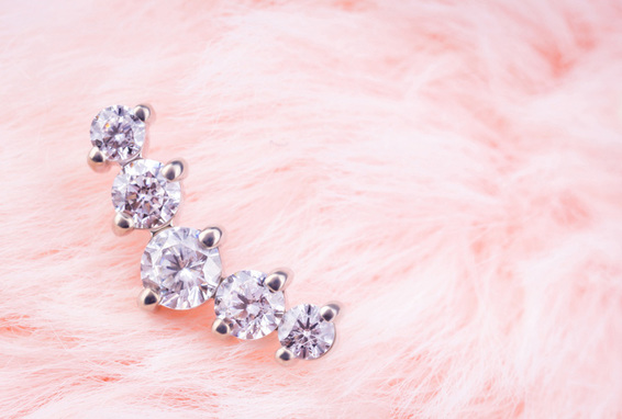 Schöner Piercing-Schmuck