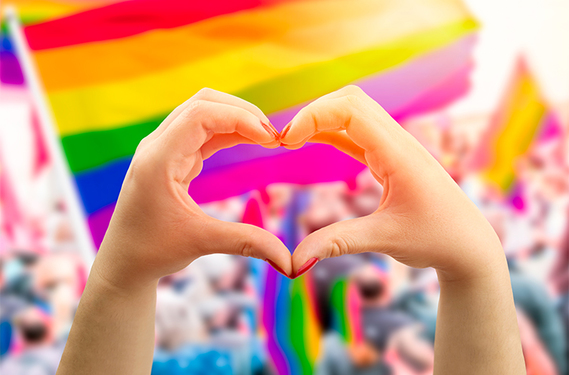 Pridefahne, Hände mit Herzform