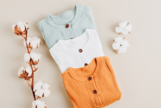 Kinderkleidung und Baumwolle